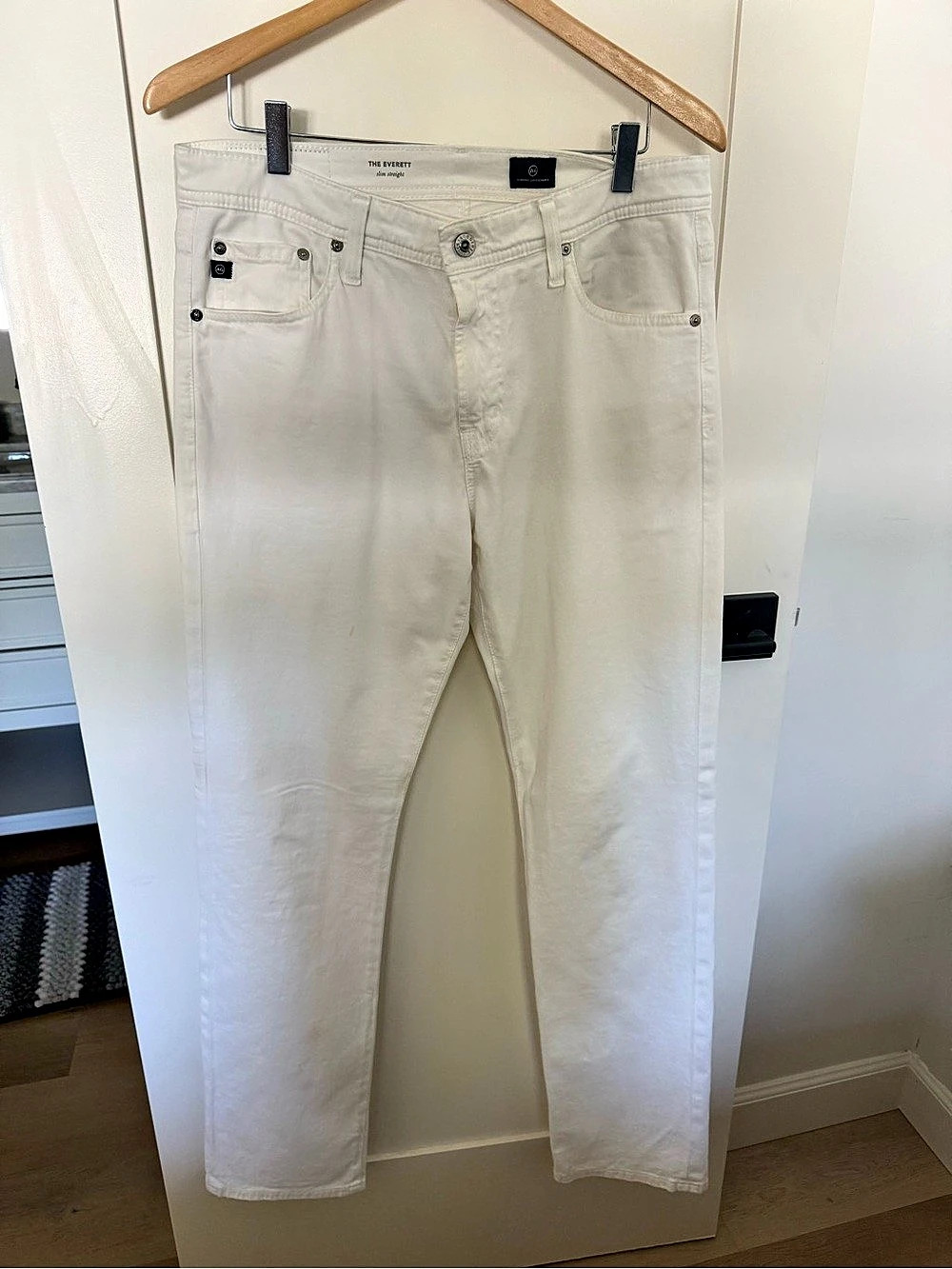 Liverpool The Everett Slim Straight Jeans White Waist 32x32